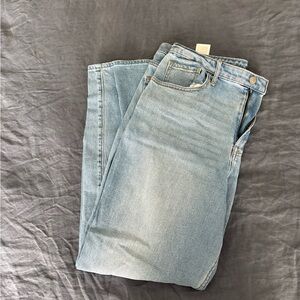 Hollister Women's Light Wash Straight-Leg Jeans